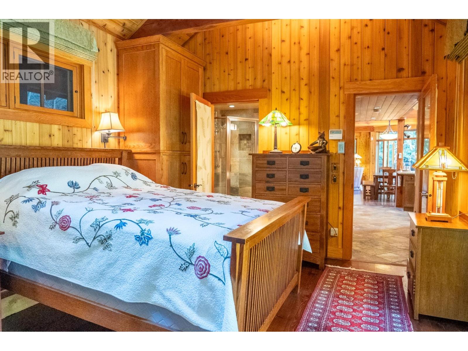8807 AINSLIE POINT ROAD, Pender Island