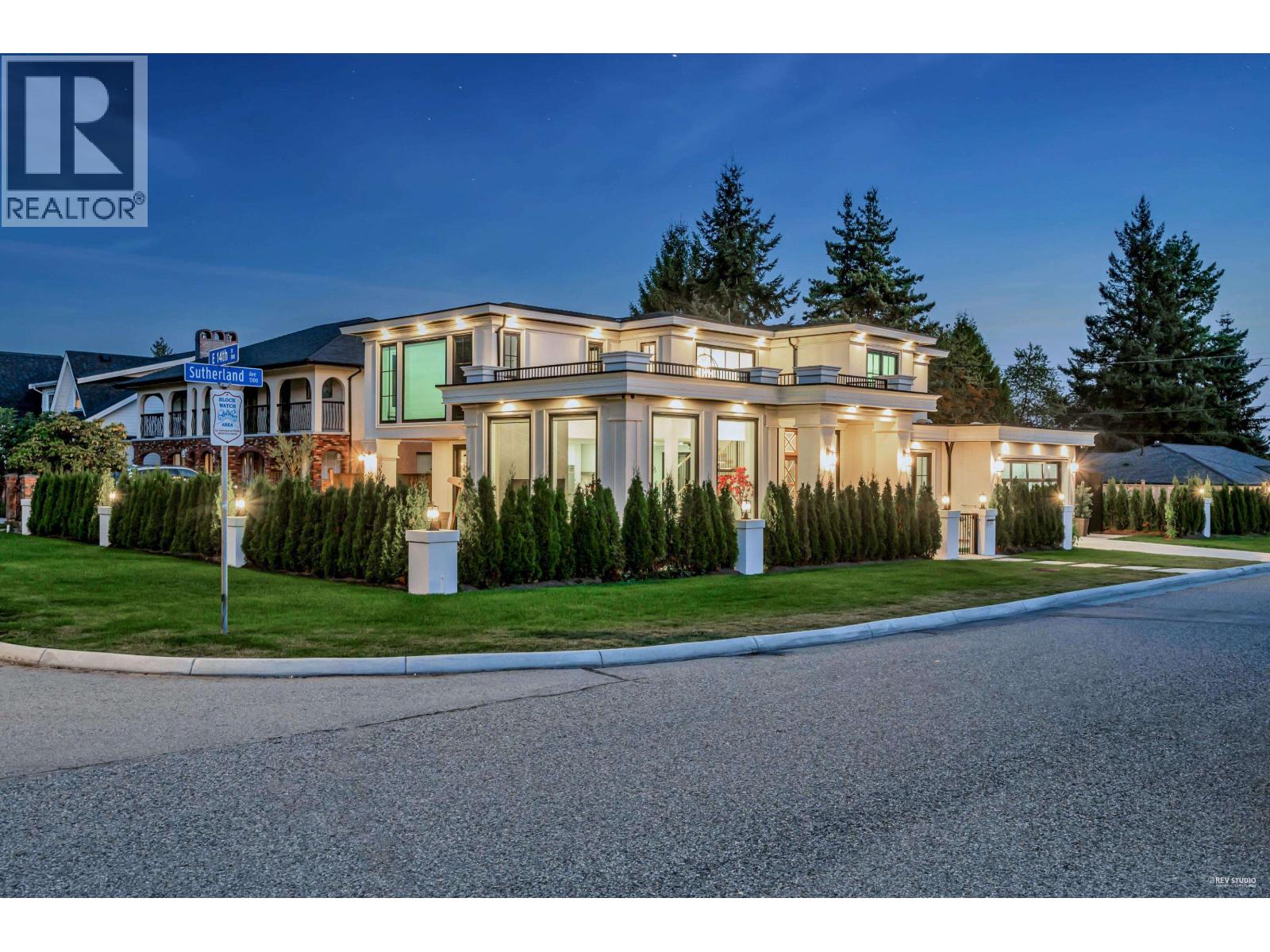 1390 SUTHERLAND AVENUE, North Vancouver