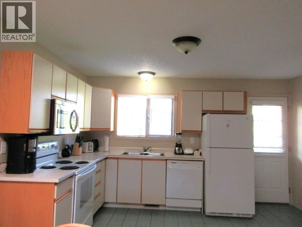 #2526 415 Commonwealth Road - 5