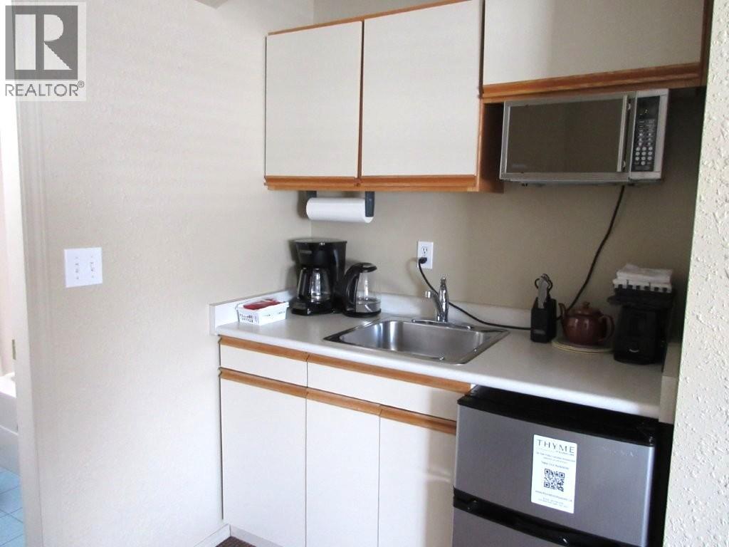 #2526 415 Commonwealth Road - 11