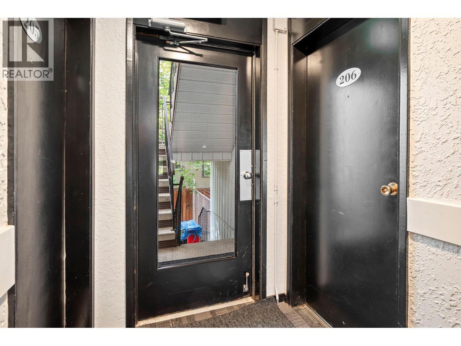 490 7th Avenue, Kamloops