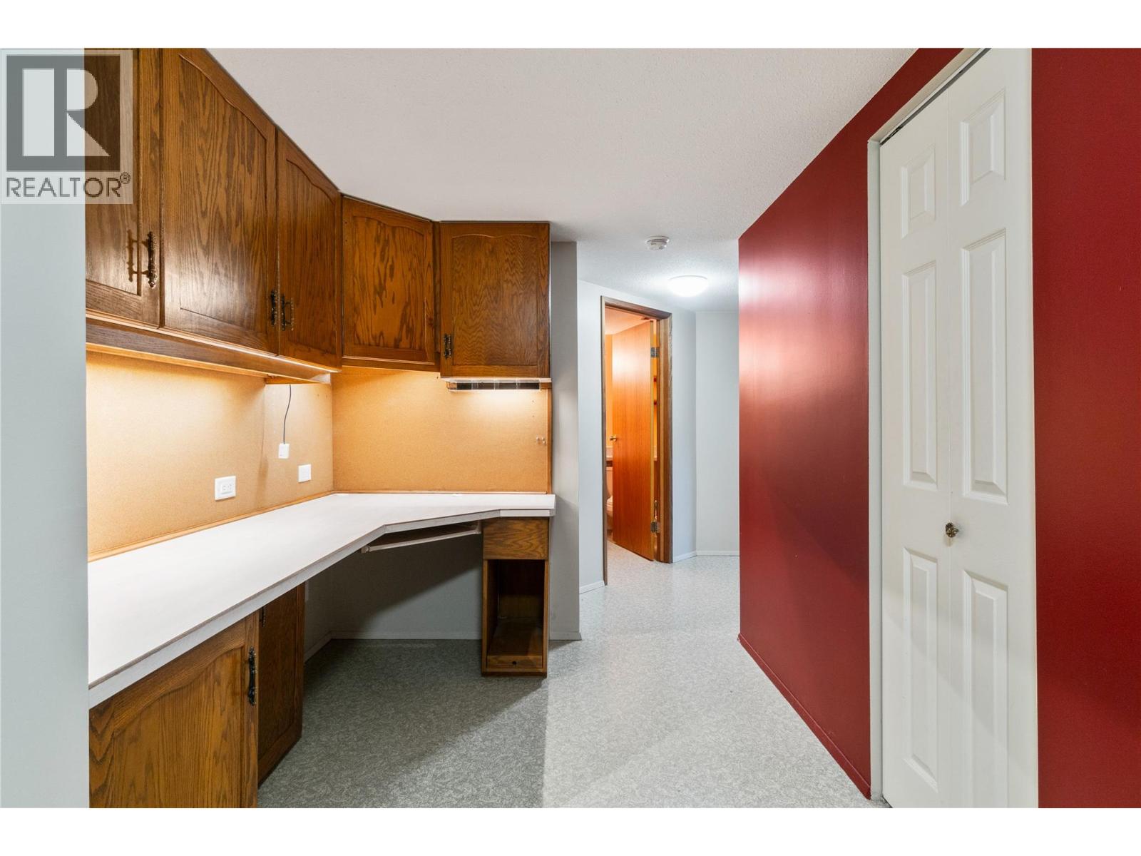  2662 CENTENNIAL Drive, Blind Bay