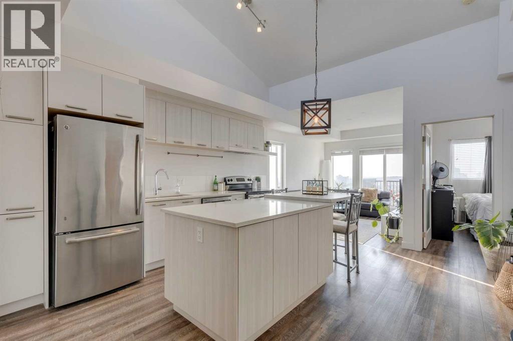 Single Family House for Sale in    Street NE Renfrew Calgary 