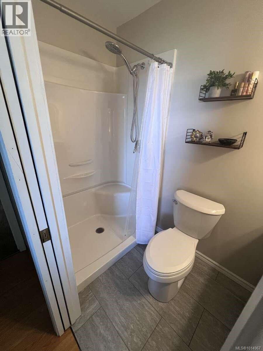 2696 Brockington Pl, Port McNeill