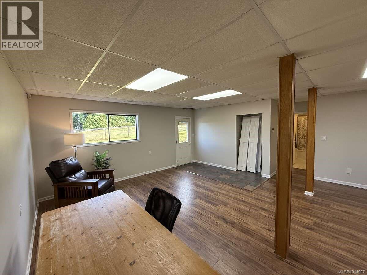 2696 Brockington Pl, Port McNeill