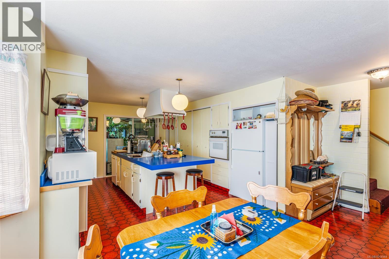 7878 Wardrop Rd, Port Alberni