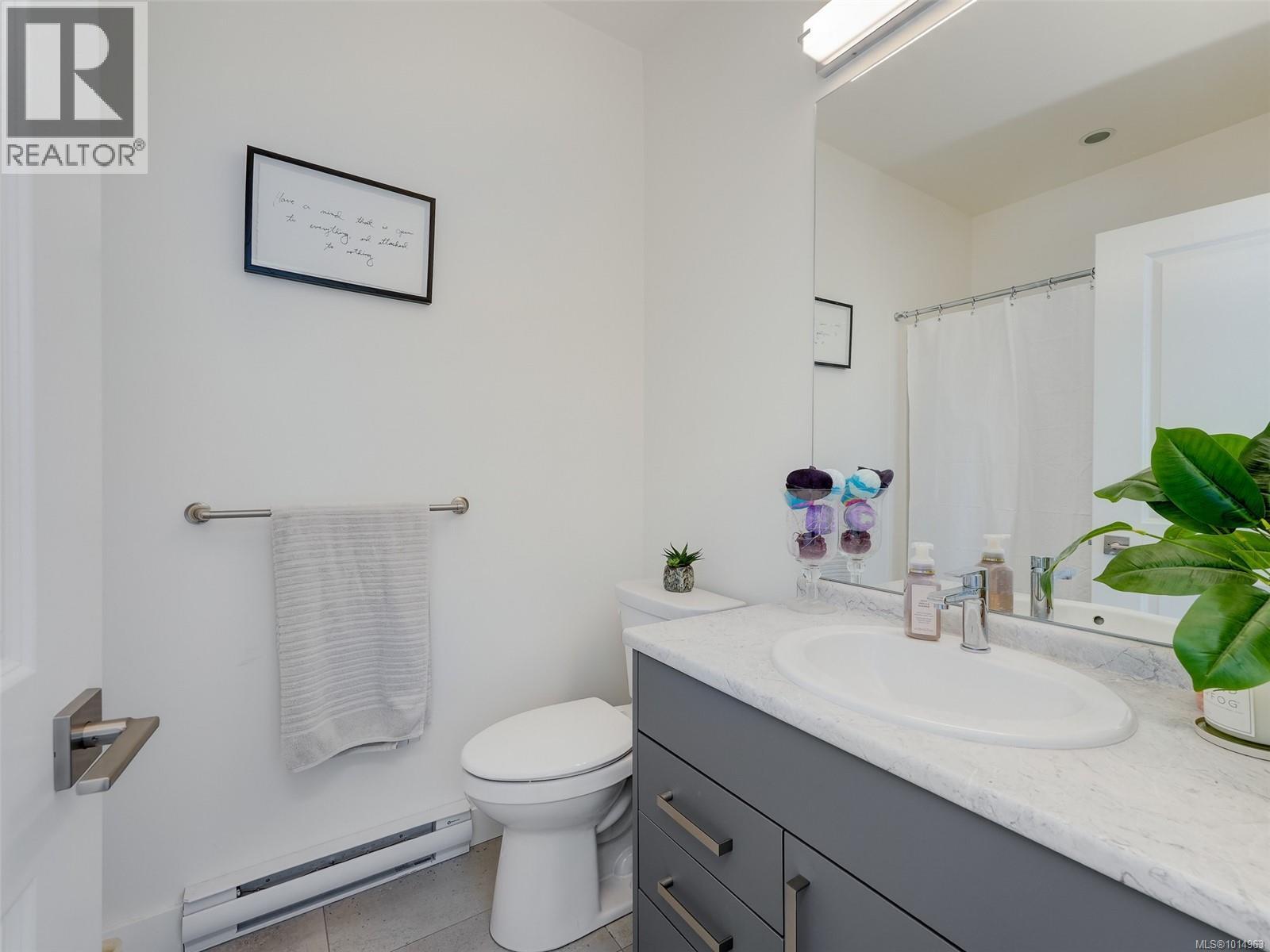 2311 Hudson Terr, Sooke
