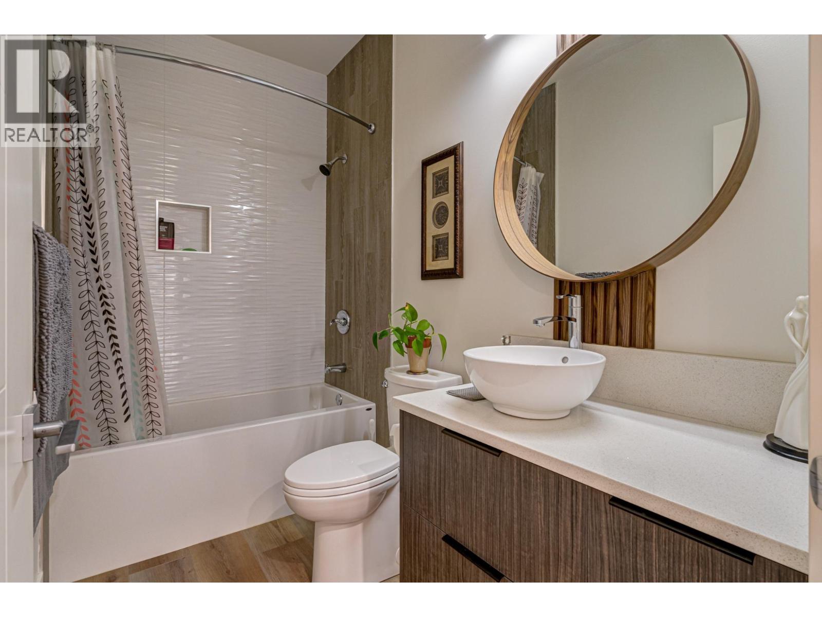 4 SUNSET Lane, Fernie