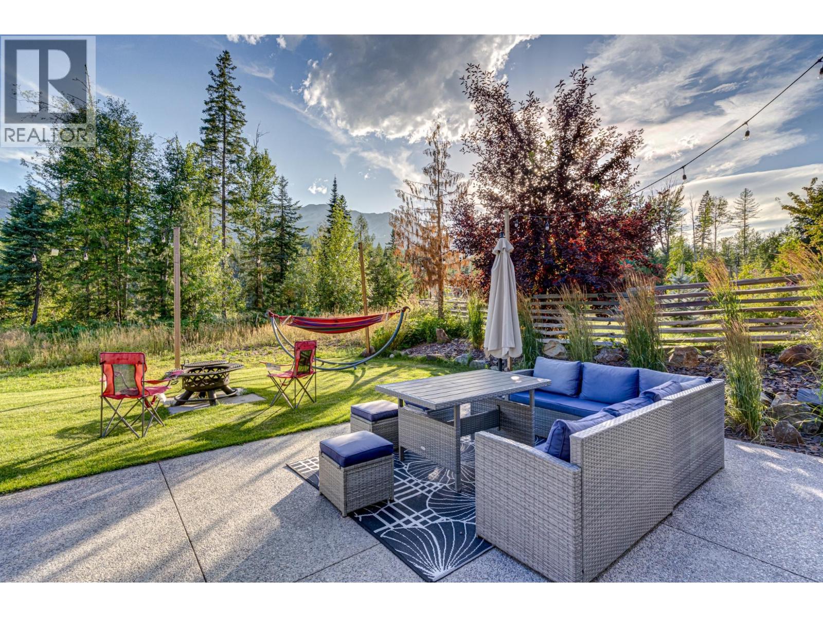 4 SUNSET Lane, Fernie