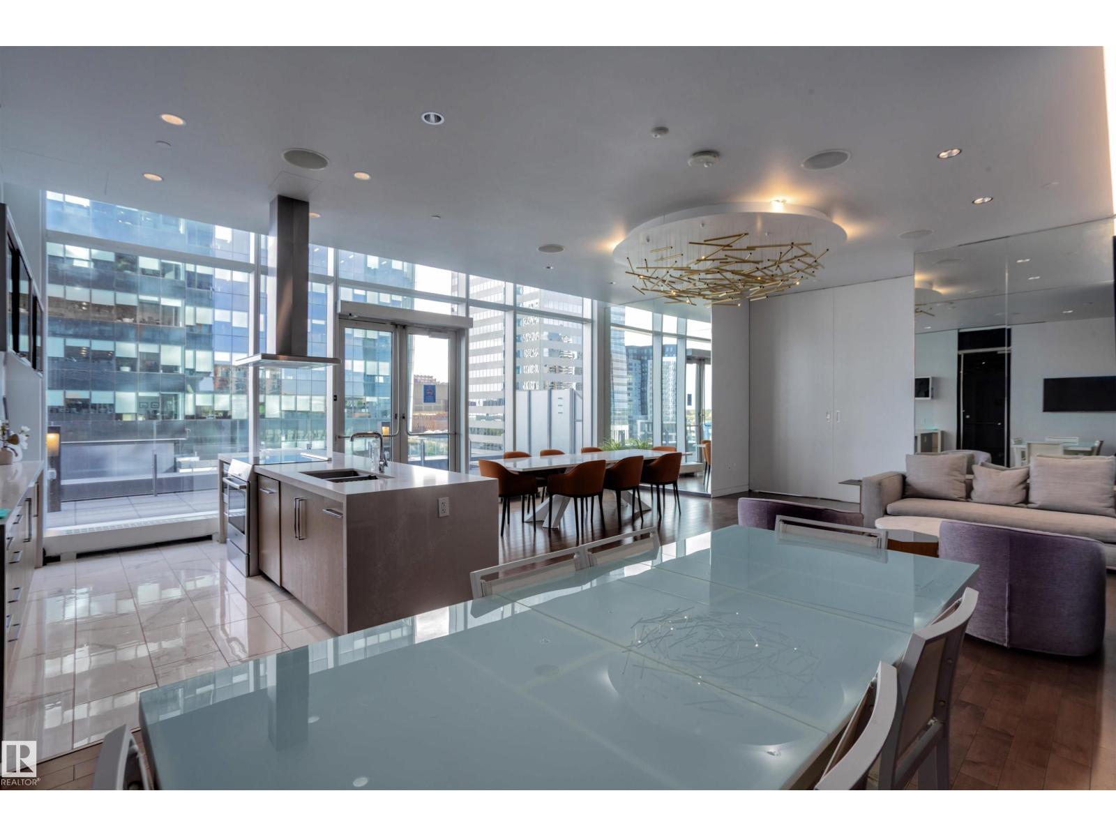 #5002 10360 102 ST NW NW, Edmonton