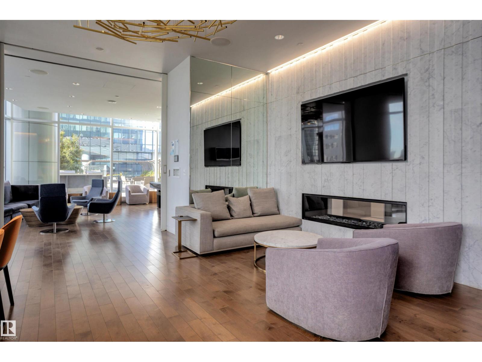 #5002 10360 102 ST NW NW, Edmonton