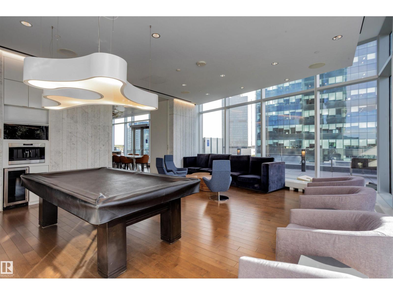 #5002 10360 102 ST NW NW, Edmonton