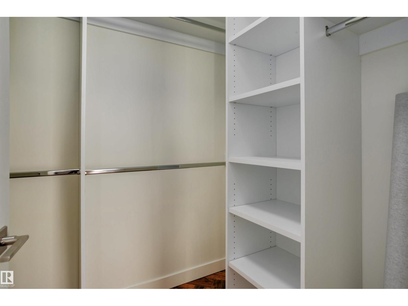 #5002 10360 102 ST NW NW, Edmonton