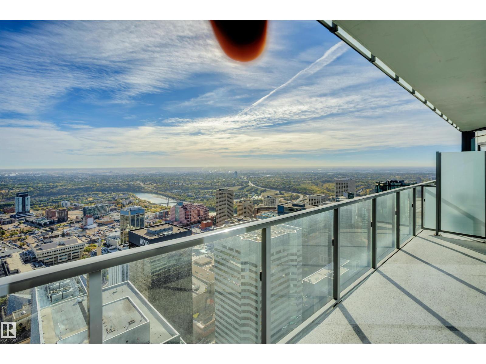 #5002 10360 102 ST NW NW, Edmonton