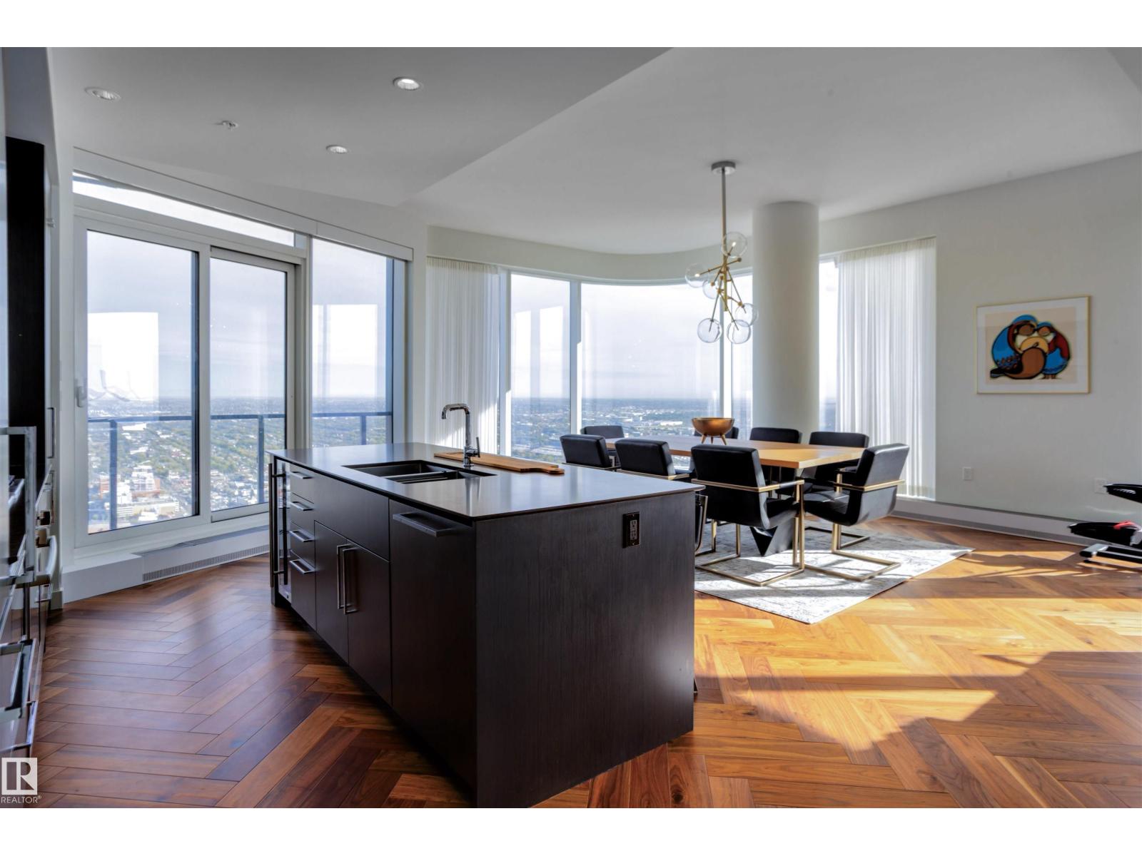 #5002 10360 102 ST NW NW, Edmonton