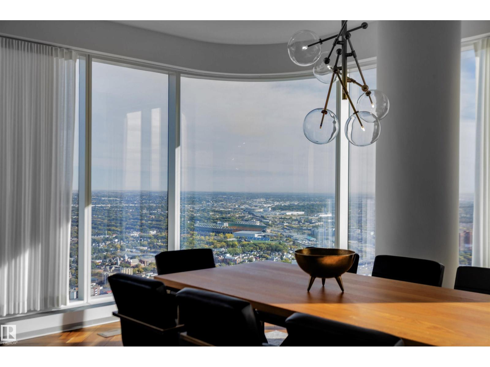 #5002 10360 102 ST NW NW, Edmonton