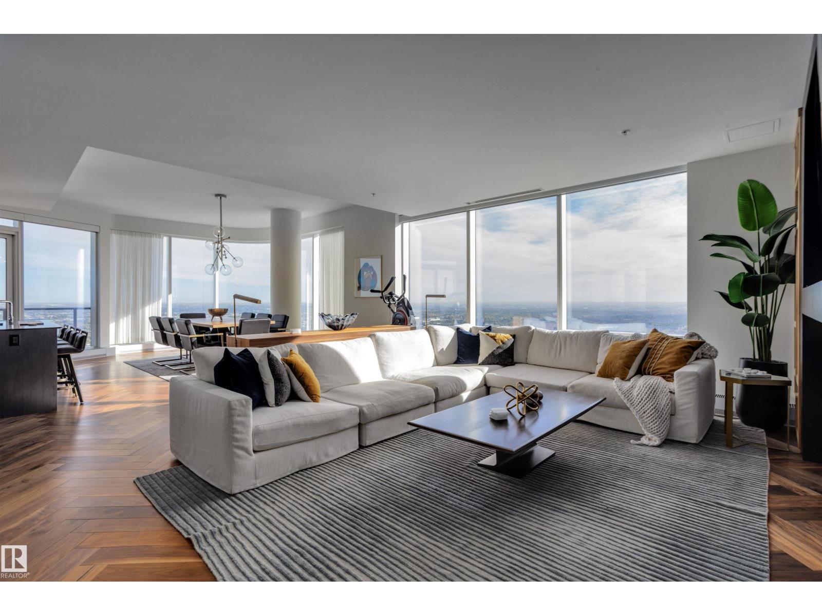 #5002 10360 102 ST NW NW, Edmonton