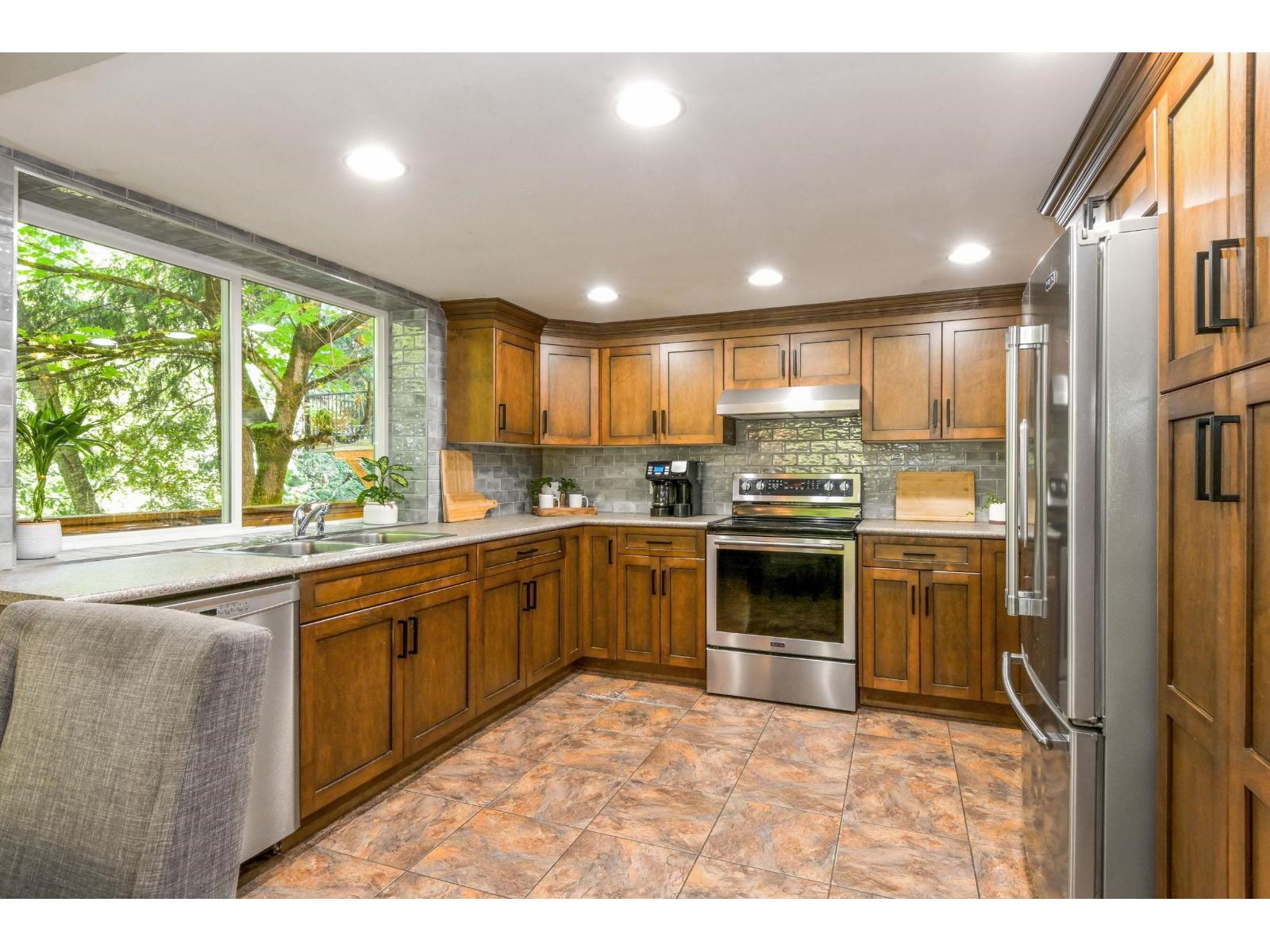 23913 58A AVENUE, Langley