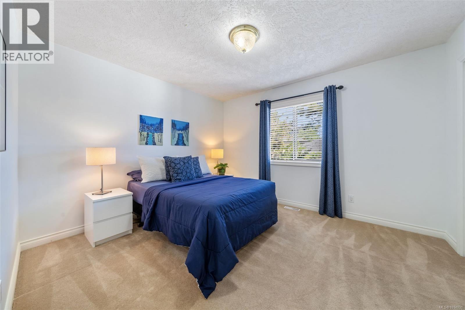 899 Currandale Crt, Saanich