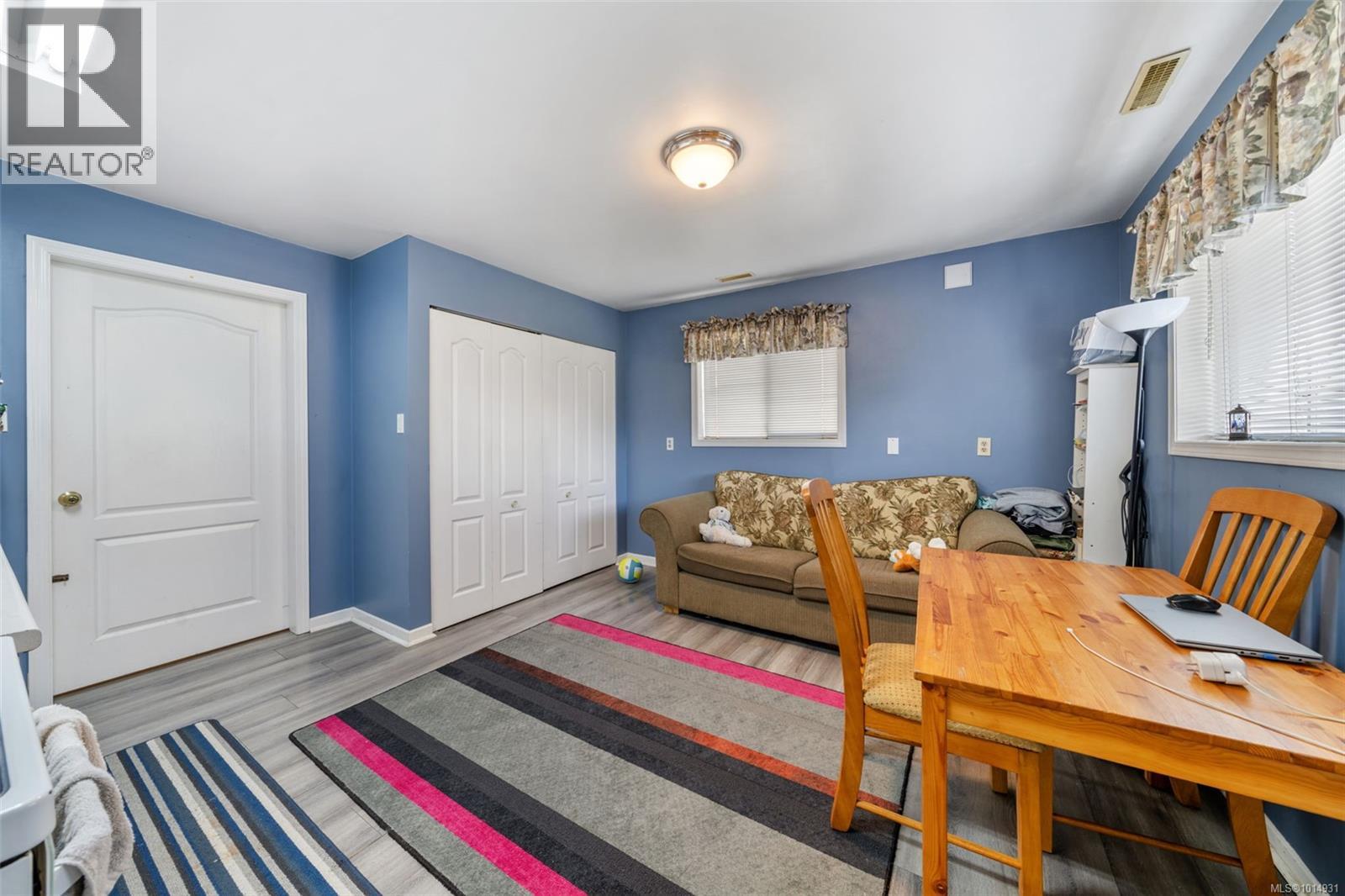 899 Currandale Crt, Saanich