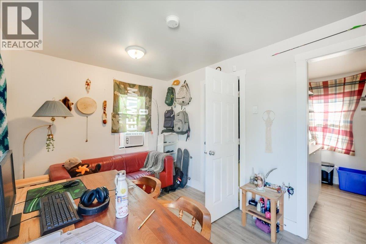 1406 FOURTH Avenue - 13