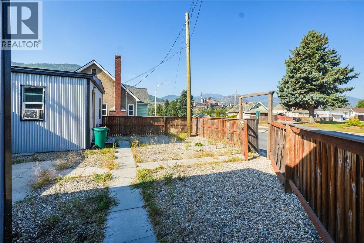 1406 FOURTH Avenue - 19
