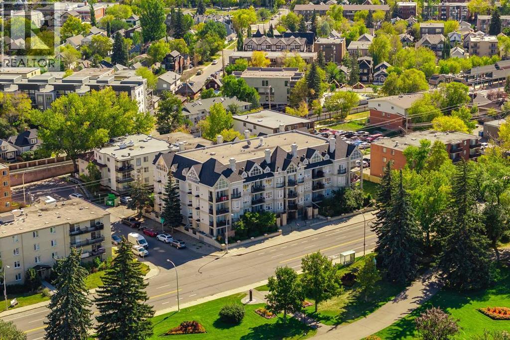 Single Family House for Sale in    Street NW Sunnyside Calgary 