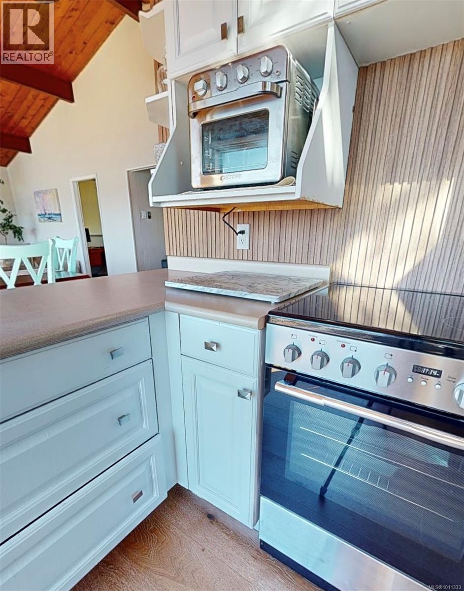 285 Mountain Park Dr, Salt Spring