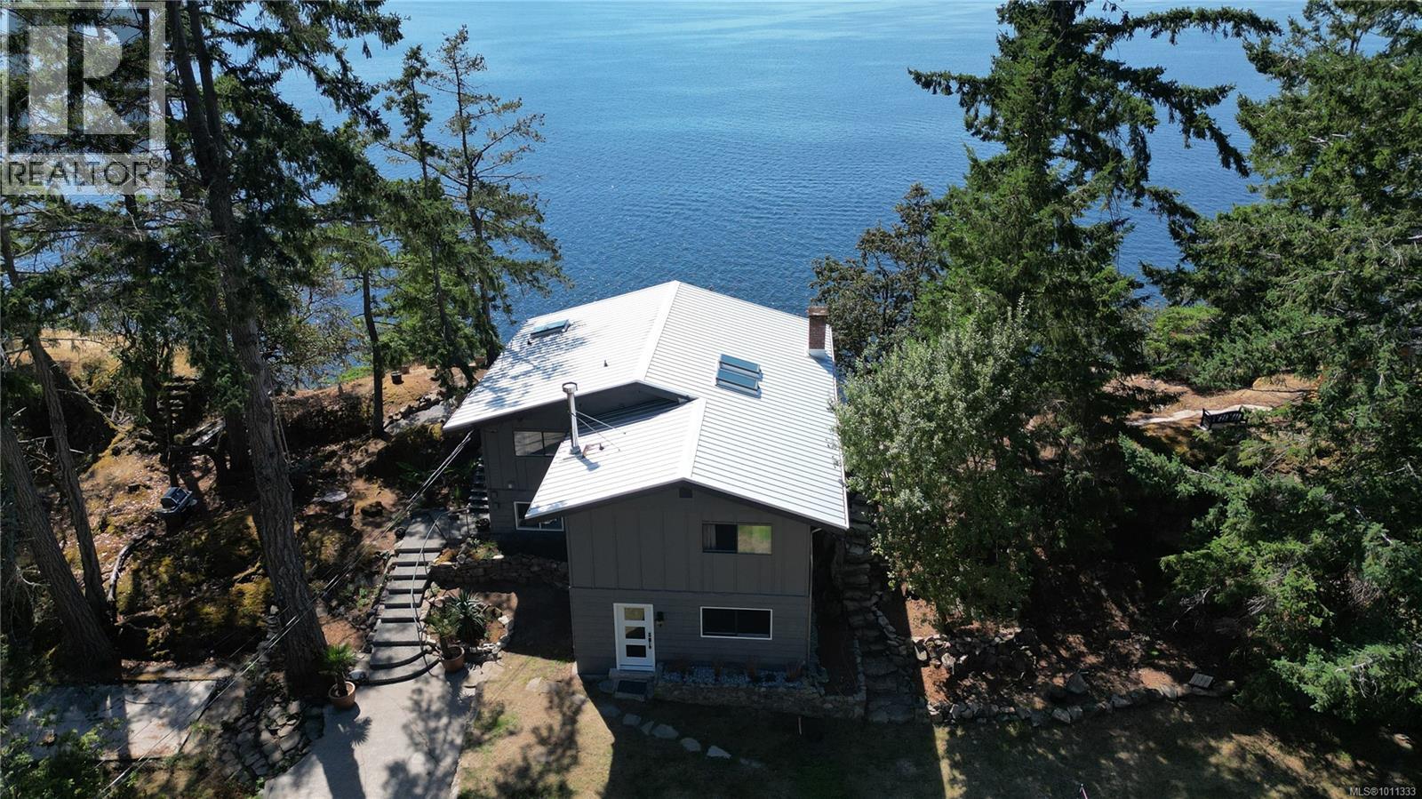 285 Mountain Park Dr, Salt Spring