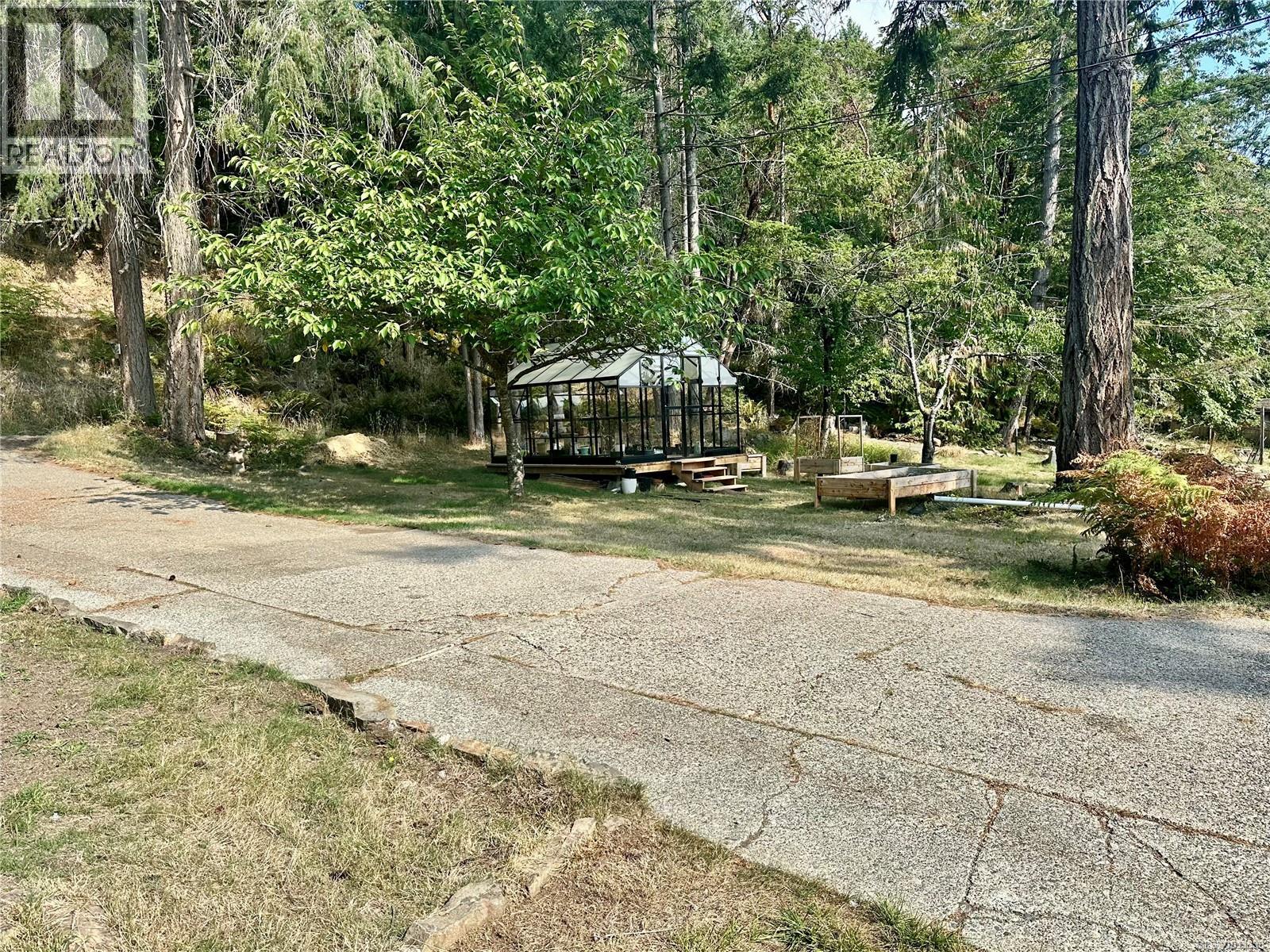 285 Mountain Park Dr, Salt Spring