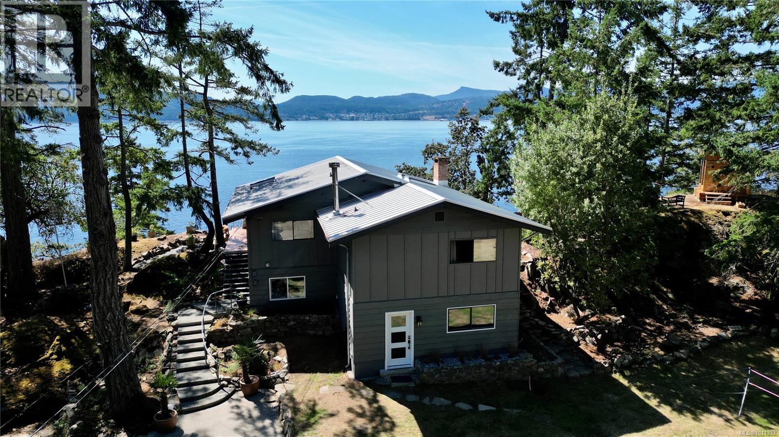 285 Mountain Park Dr, Salt Spring