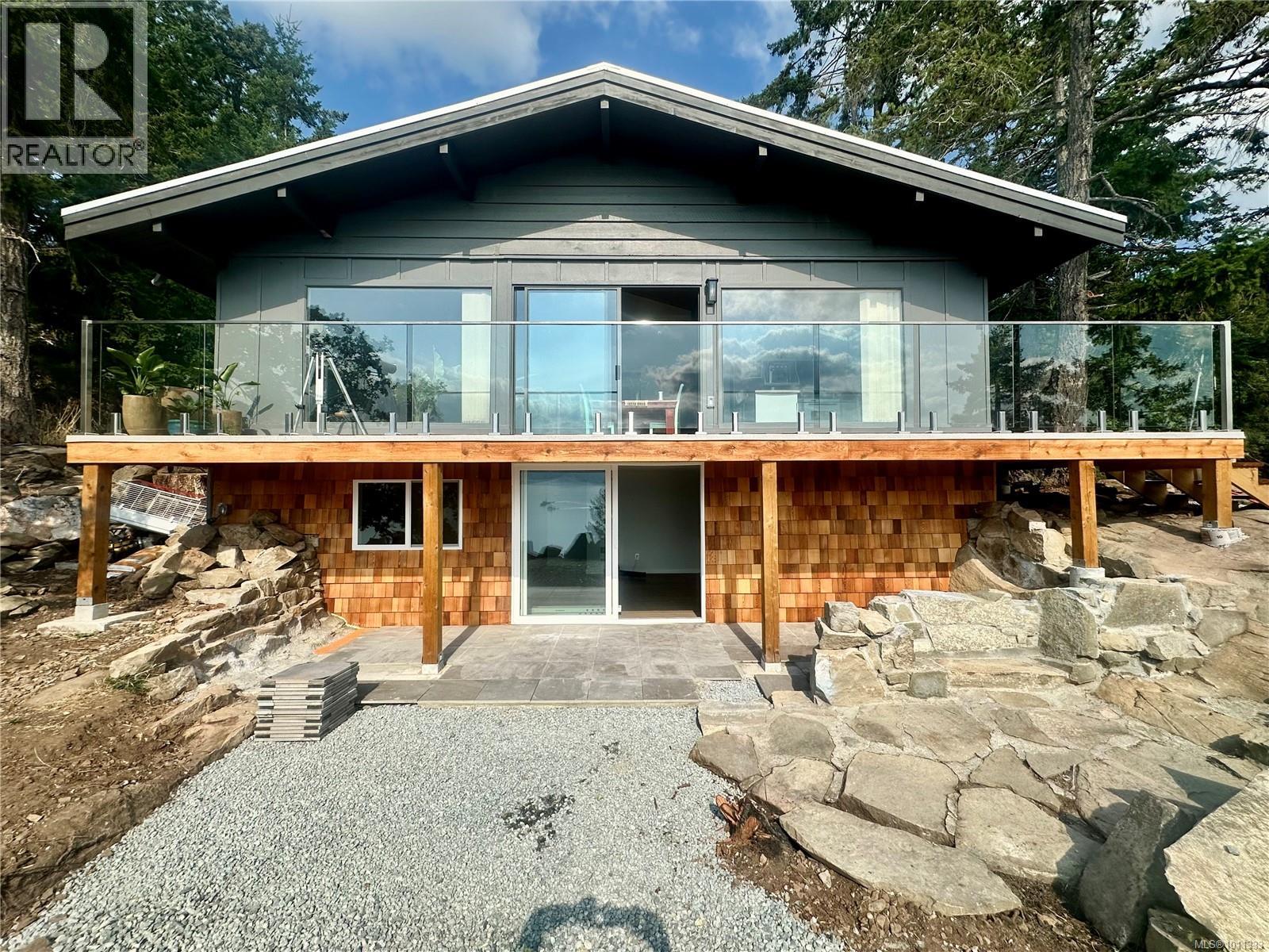 285 Mountain Park Dr, Salt Spring