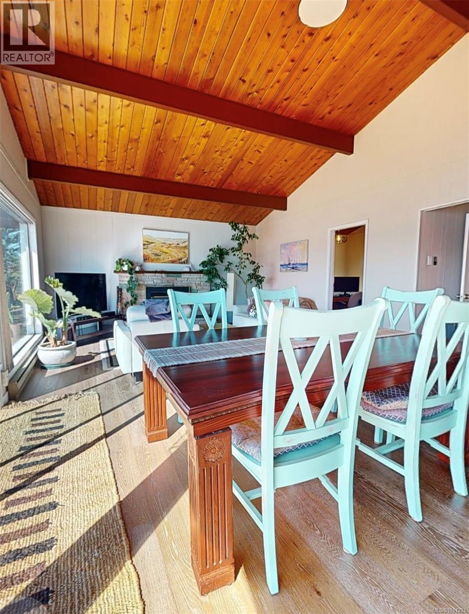 285 Mountain Park Dr, Salt Spring