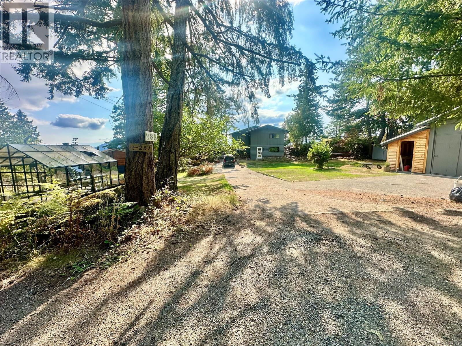 285 Mountain Park Dr, Salt Spring