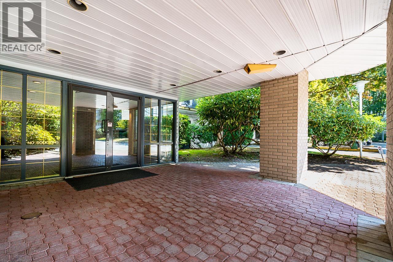 #213-7760 MOFFATT Road, Richmond