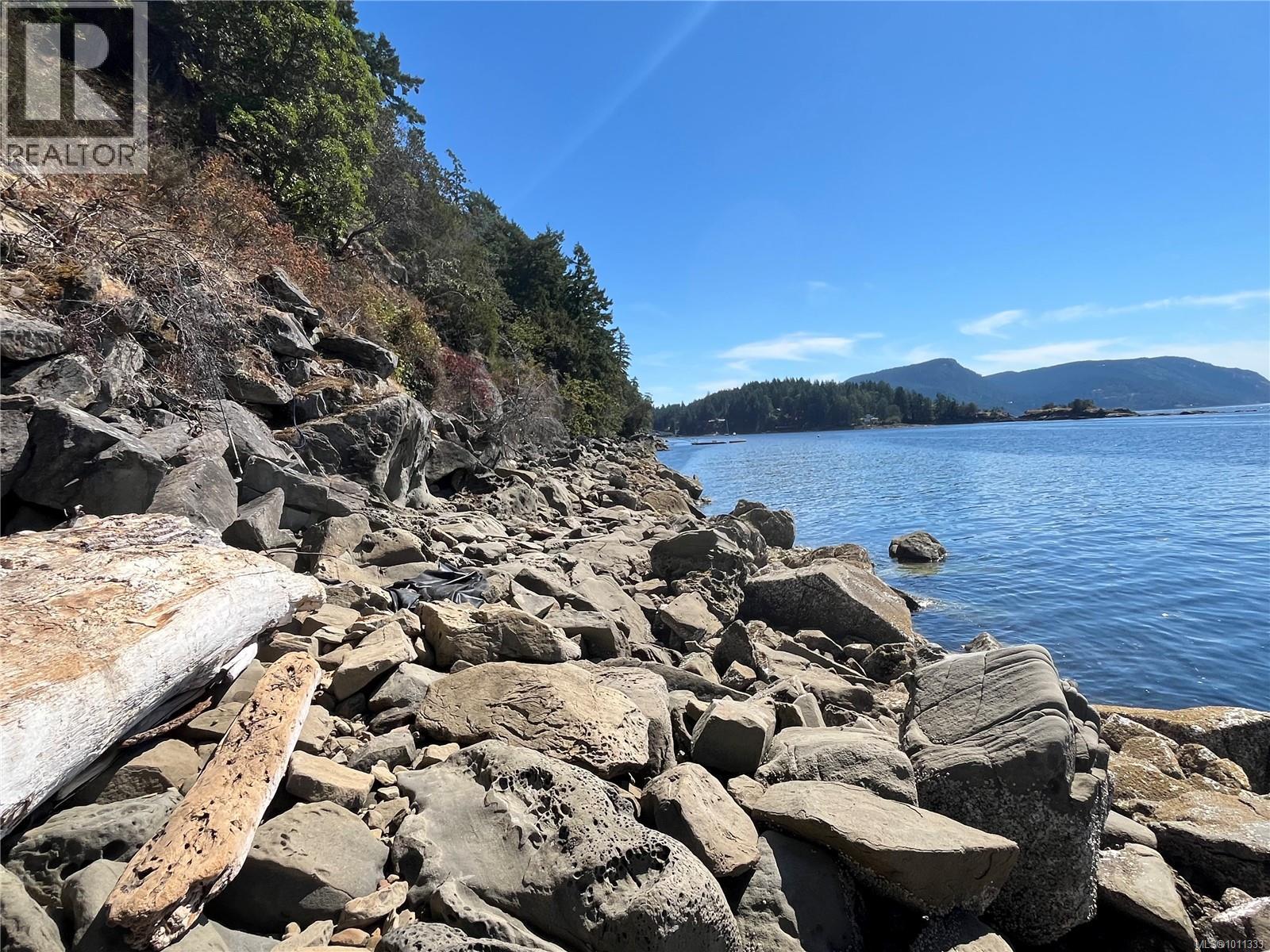 285 Mountain Park Dr, Salt Spring