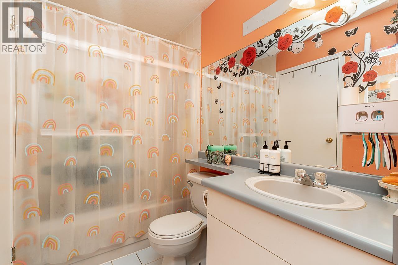 #213-7760 MOFFATT Road, Richmond