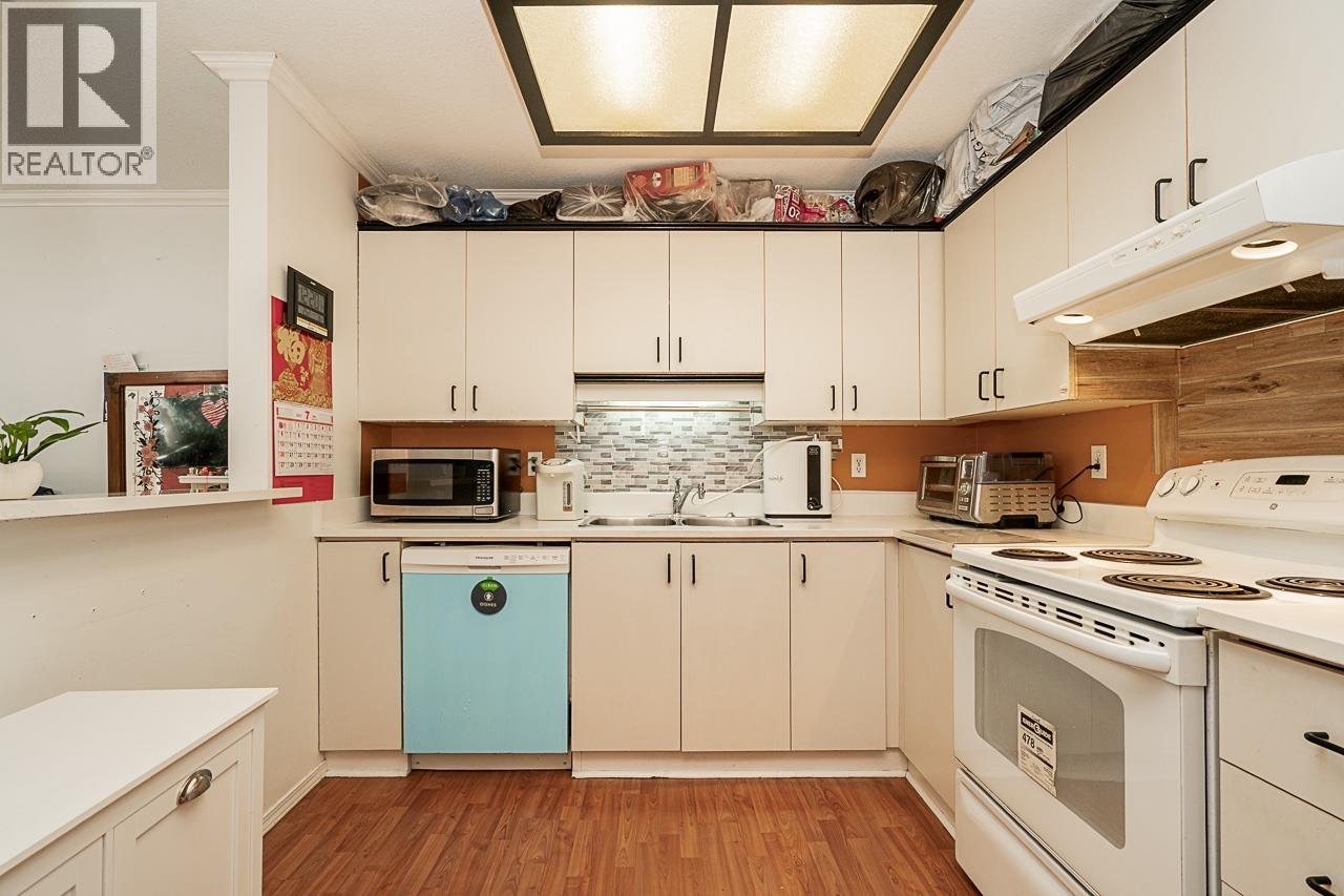 #213-7760 MOFFATT Road, Richmond