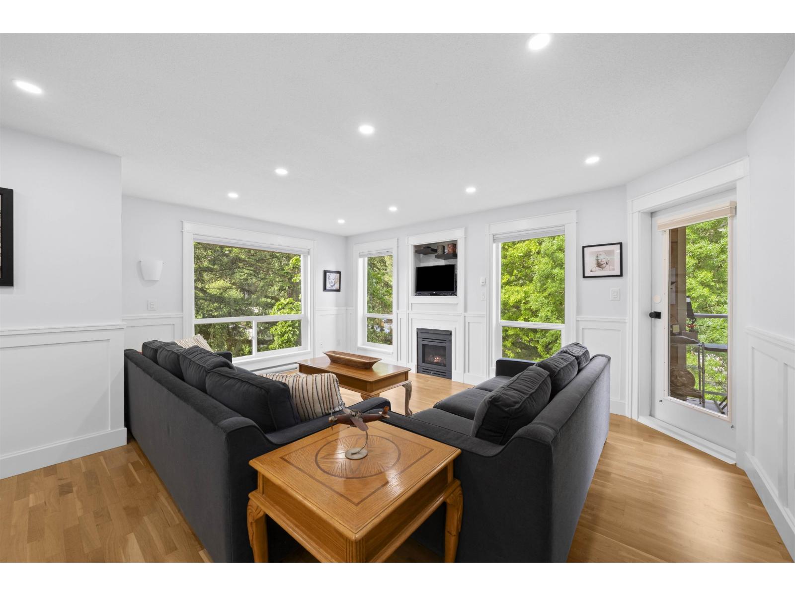 305 170 CEDAR AVENUE, Harrison Hot Springs, Harrison Hot Springs