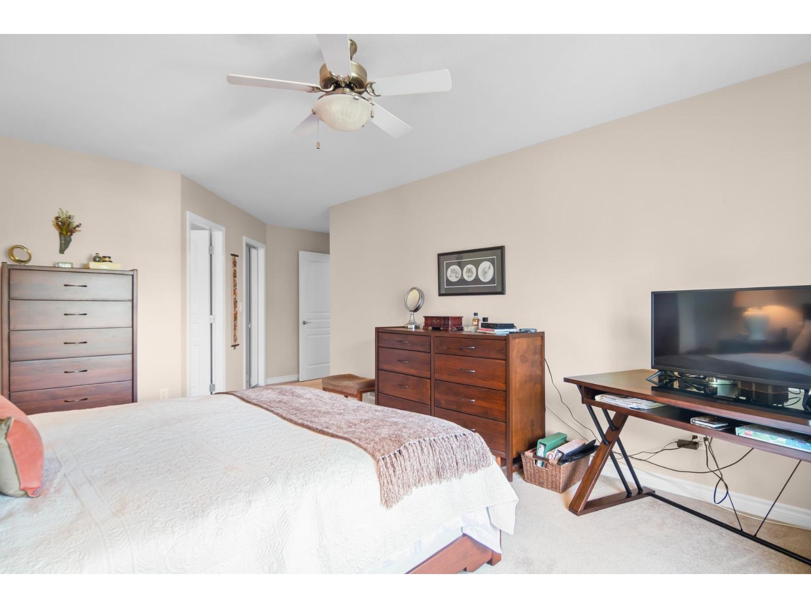 8 349 WALNUT AVENUE, Harrison Hot Springs, Harrison Hot Springs