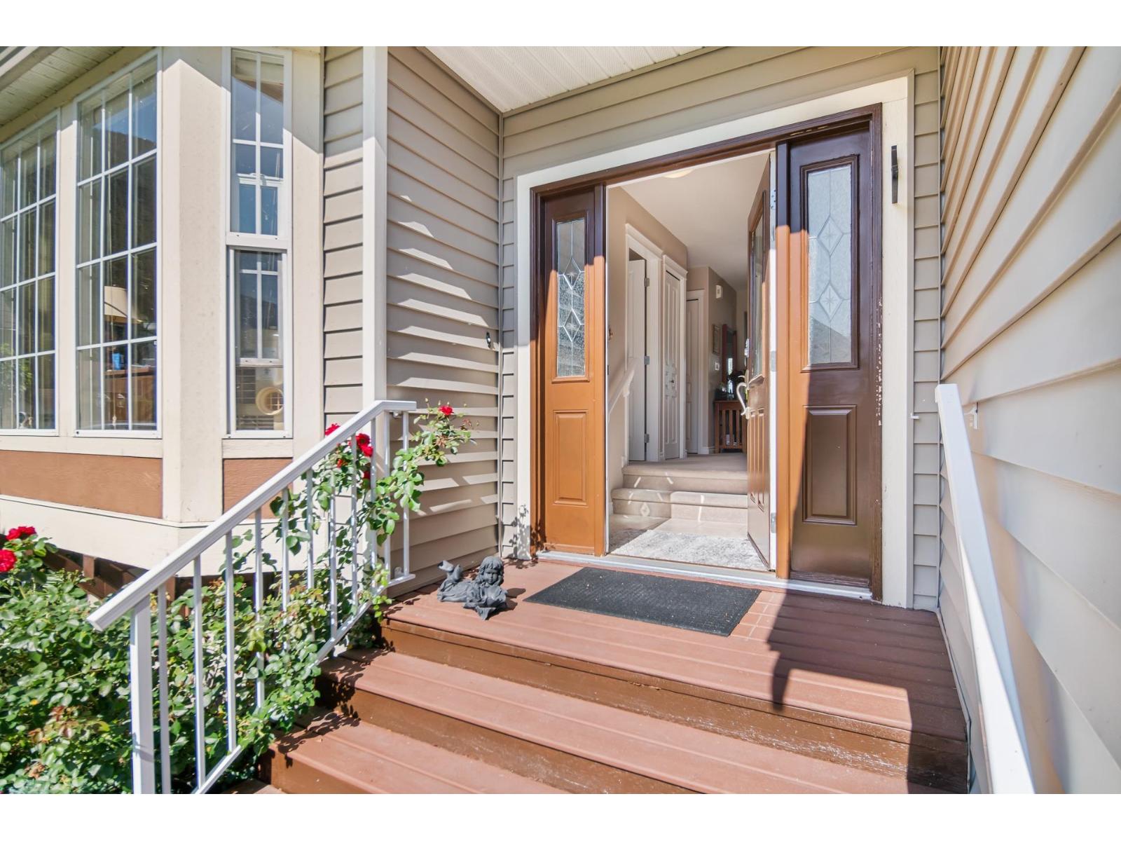 8 349 WALNUT AVENUE, Harrison Hot Springs, Harrison Hot Springs