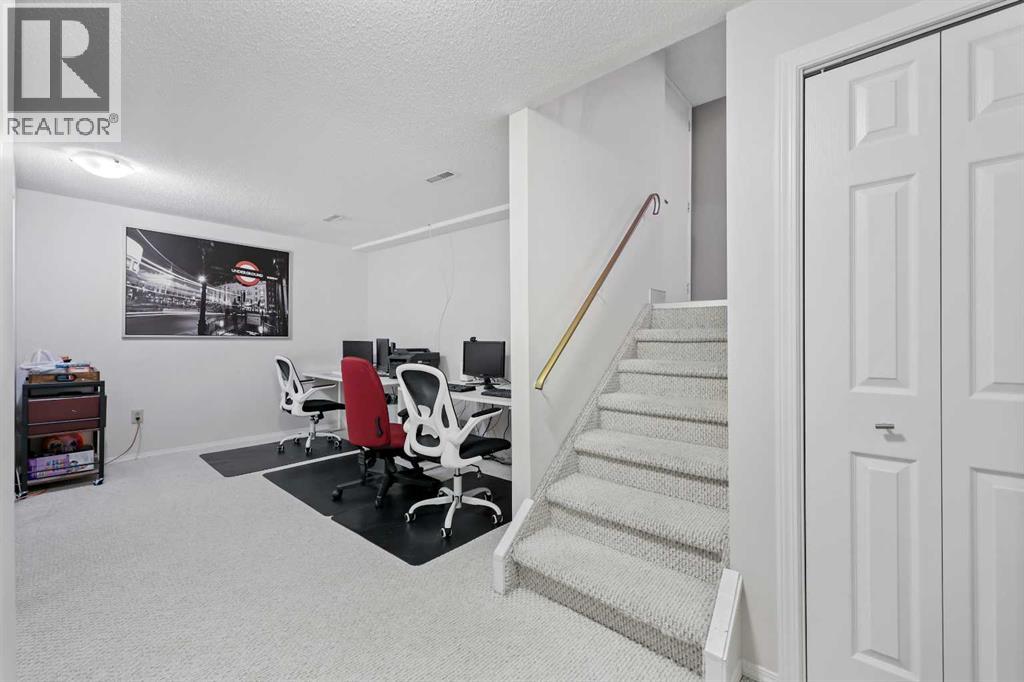 Single Family House 5 Level for Sale in   Dalhousie Drive NW Dalhousie Calgary 