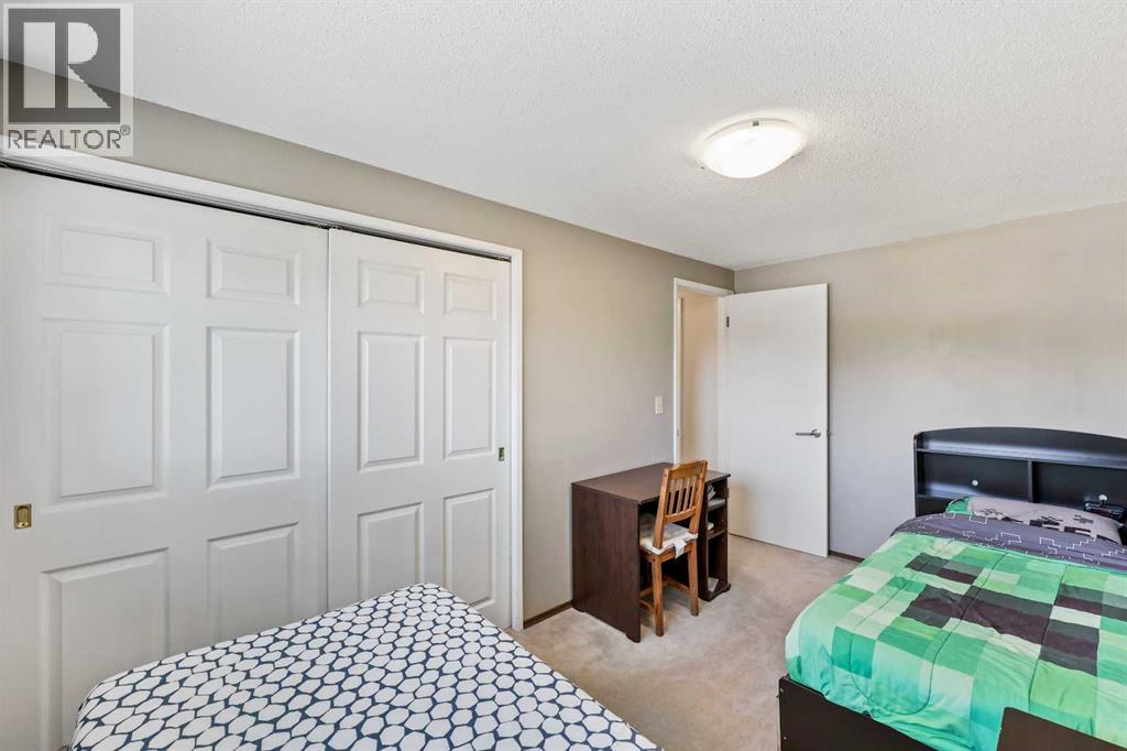Single Family House 5 Level for Sale in   Dalhousie Drive NW Dalhousie Calgary 