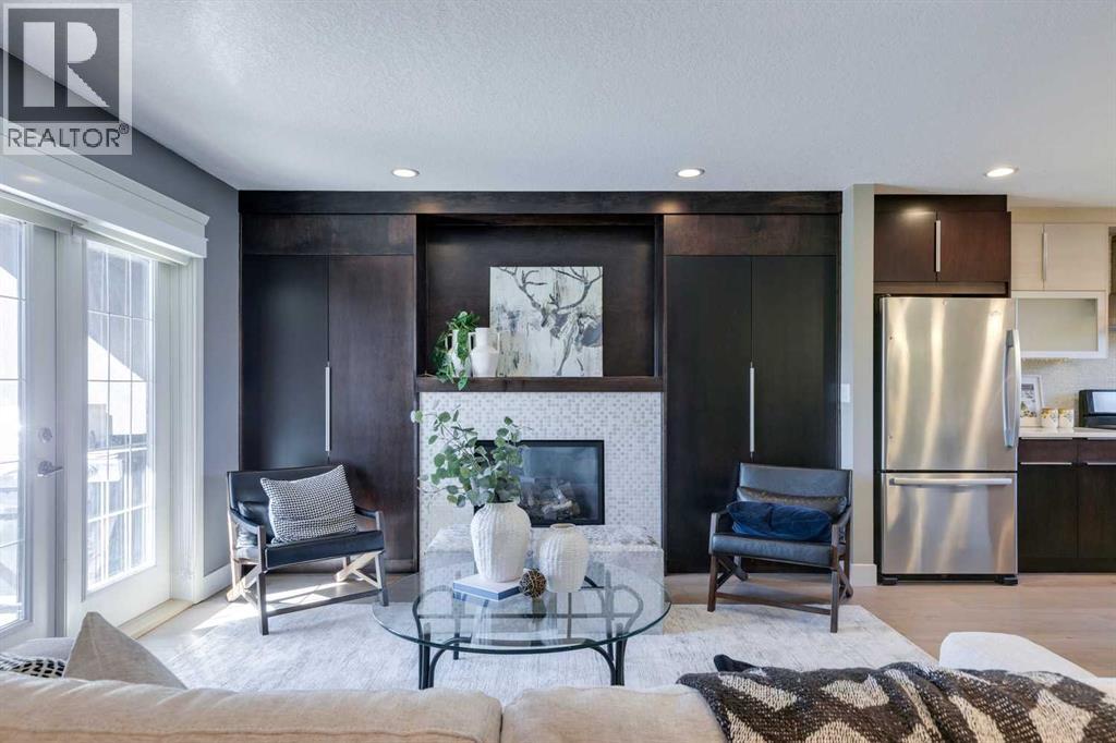 Single Family House for Sale in   Avenue SW Killarney/Glengarry Calgary 