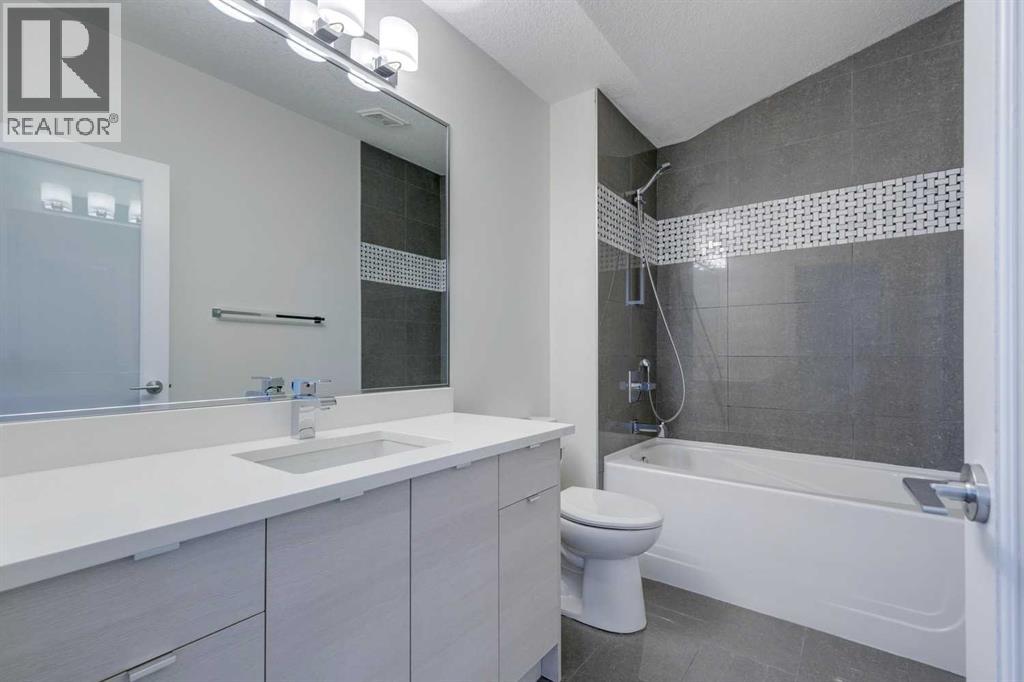 Single Family House for Sale in   Avenue SW Killarney/Glengarry Calgary 
