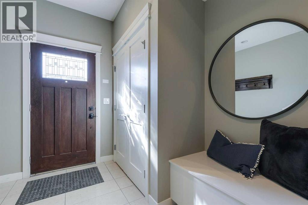 Single Family House for Sale in   Avenue SW Killarney/Glengarry Calgary 