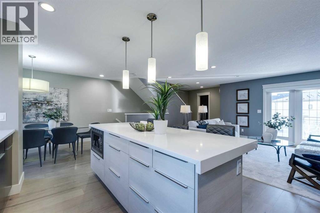 Single Family House for Sale in   Avenue SW Killarney/Glengarry Calgary 