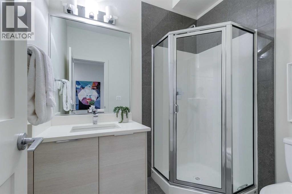 Single Family House for Sale in   Avenue SW Killarney/Glengarry Calgary 