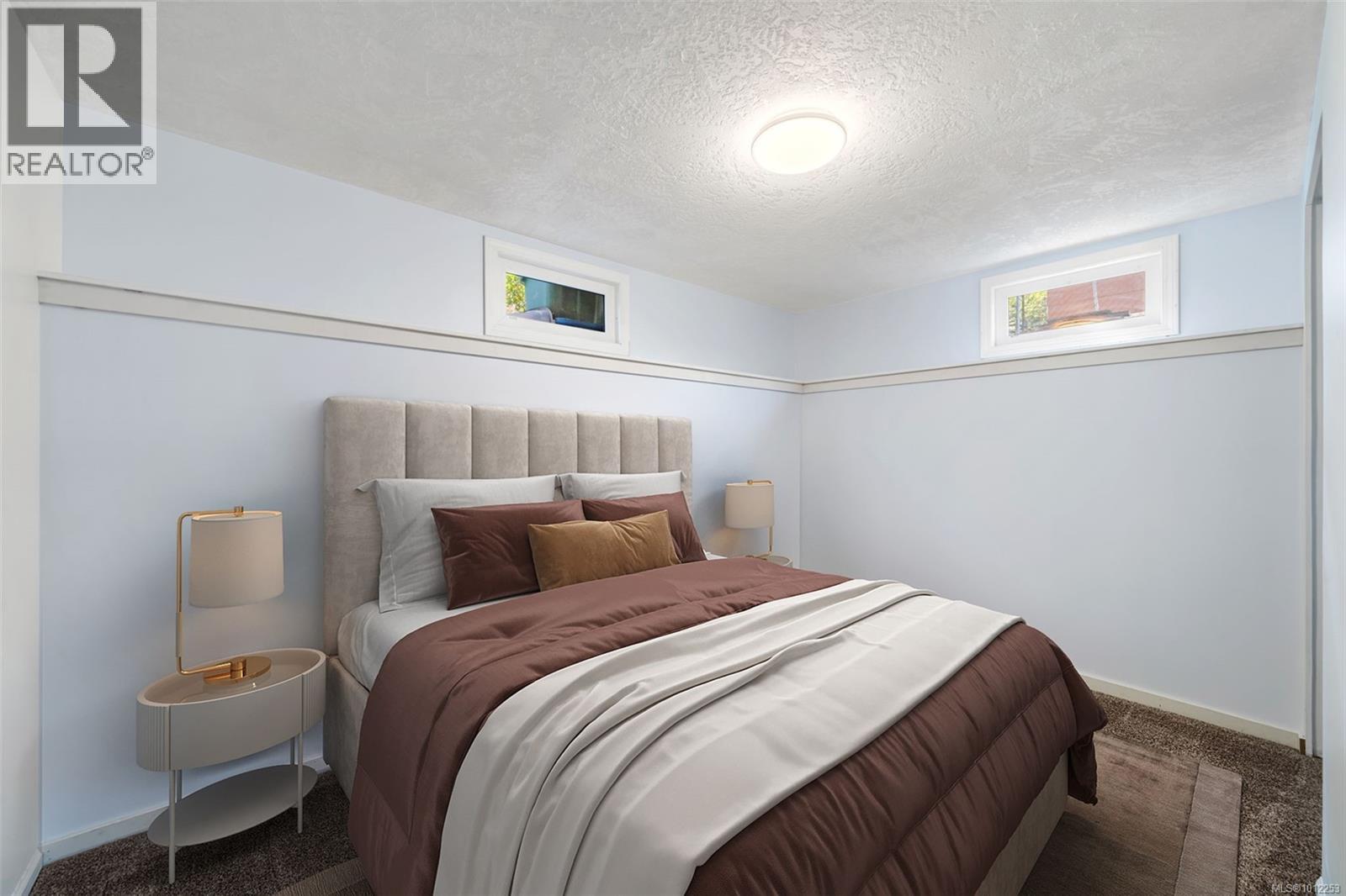  215 Suzanne Place, View Royal