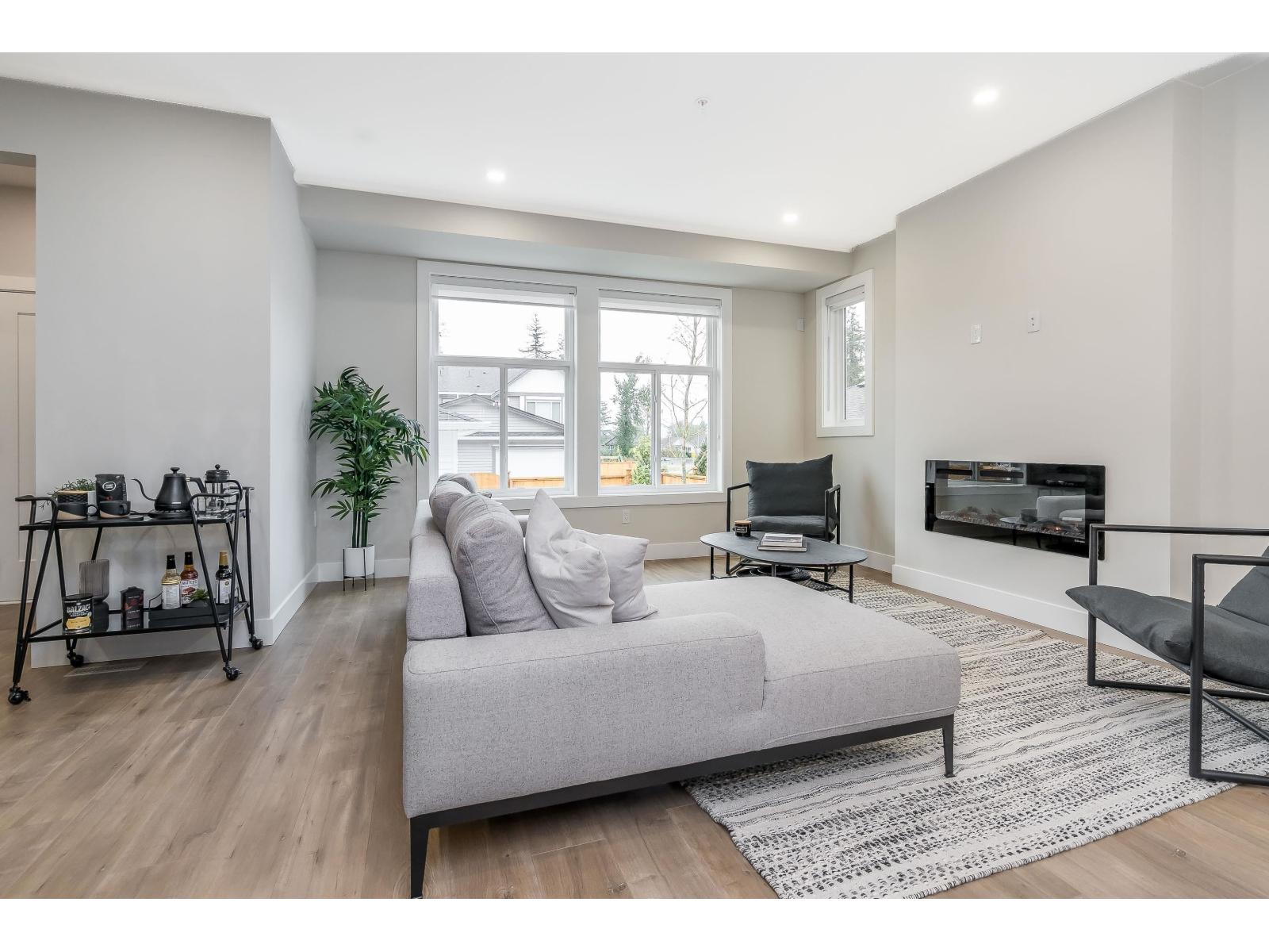 20516 76A AVENUE, Langley